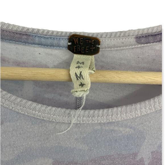 Free People We The Free Purple Camouflage Short Sleeve T Shirt Size Medium - Picture 5 of 7